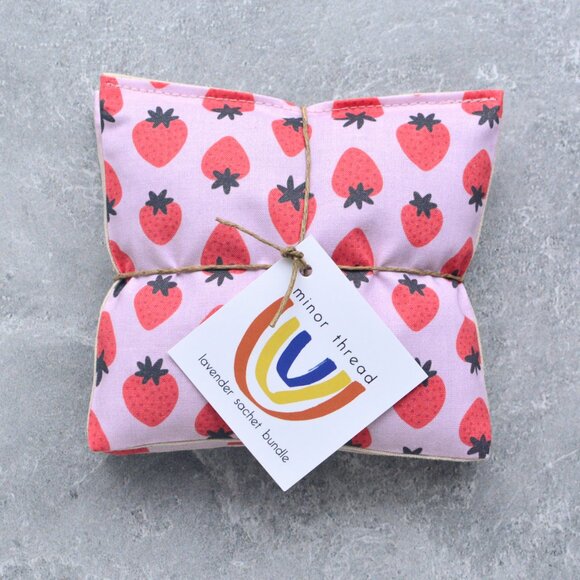 Strawberries on Pink Cotton Lavender Sachet Bundle - Picture 3 of 3